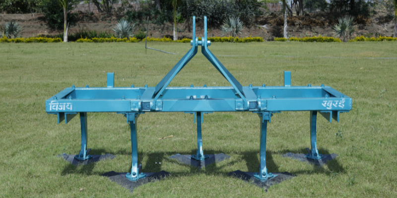DUCK FOOT CULTIVATOR